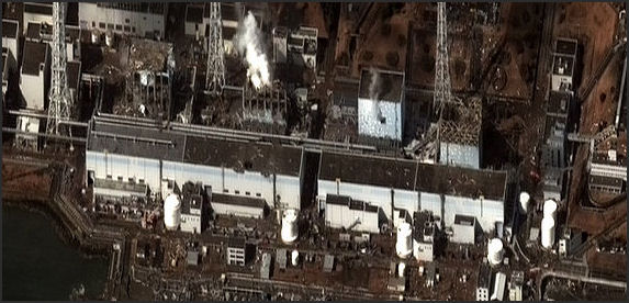 20110413-Fukushima_I_by_Digital_Globe_2 333.jpg